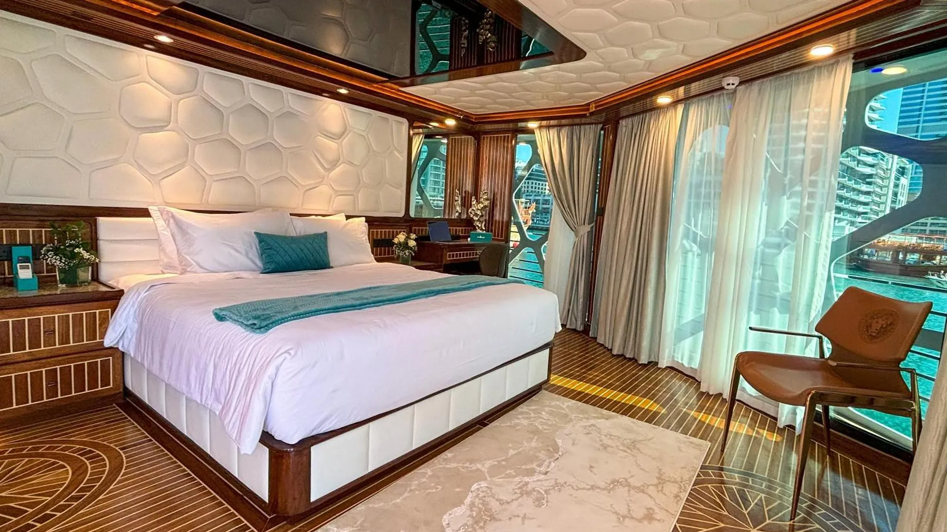 Overnight Super Yacht - Orchid Абу-Даби
