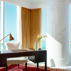 אתר נופש The St. Regis, אבו דאבי