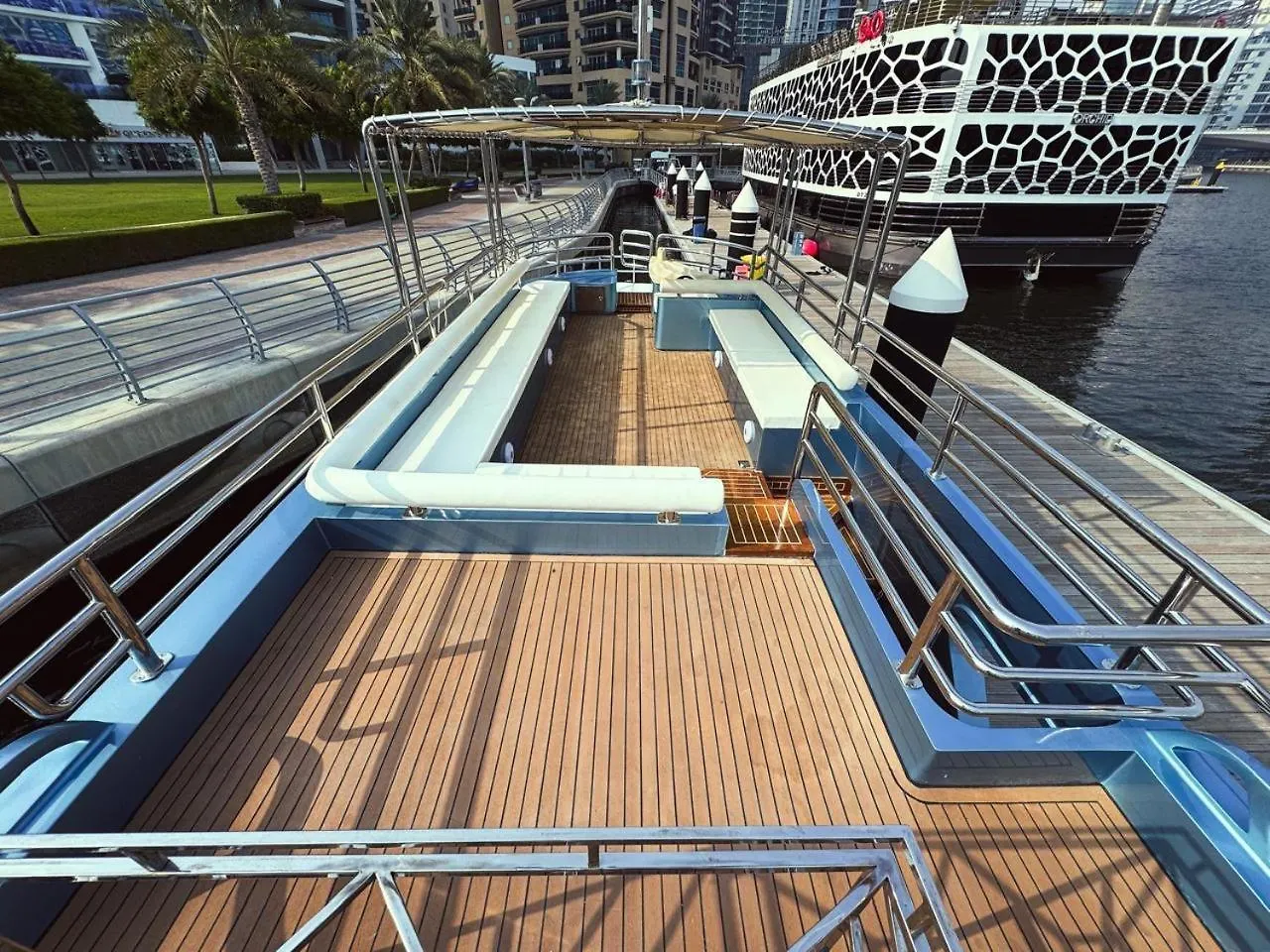 Overnight Super Yacht - Orchid Abu Dhabi Botel